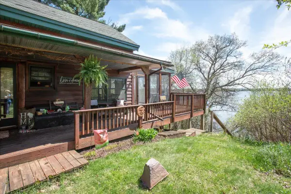 E6304 866th Avenue, Colfax, WI 54730