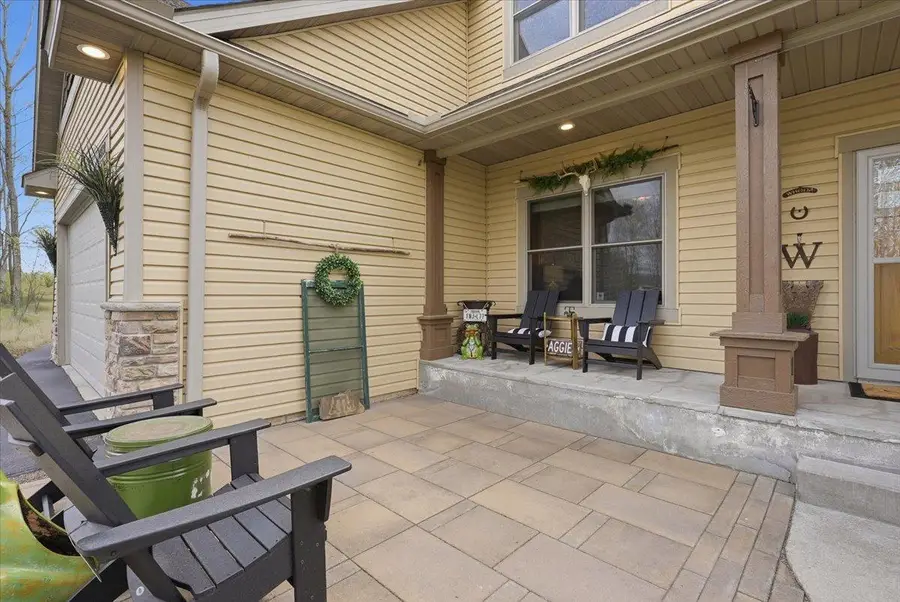 1431 Pioneer Circle, Houlton, WI 54082 - #2