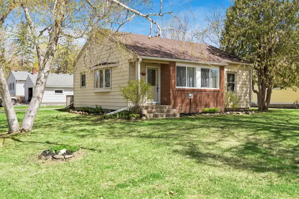 1118 Oak Street W, Stillwater, MN 55082