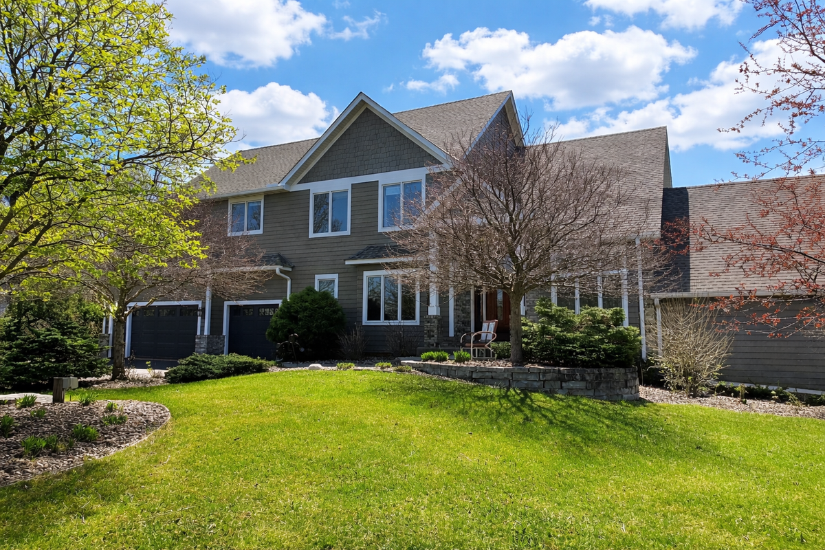 2890 Imperial Avenue N, Lake Elmo, MN 55042 - #1