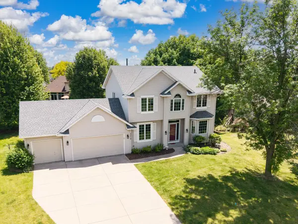 3774 Oxford Drive, Woodbury, MN 55125