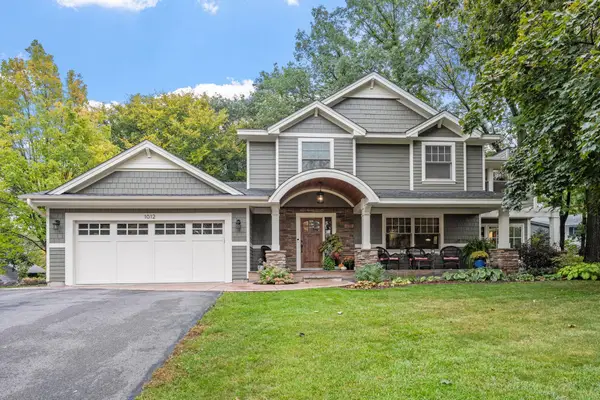 1012 Kaymar Lane, Burnsville, MN 55306