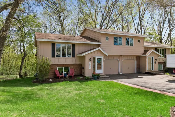 7451 Bittersweet Drive, Eden Prairie, MN 55344