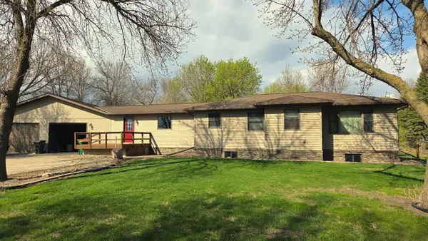 211 13th Street, Heron Lake, MN 56137