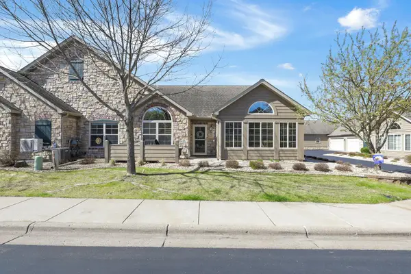 24027 Rivers Edge Road, Rogers, MN 55374