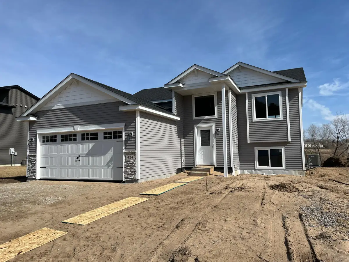 220 9th Street Sw, Rice, MN 56367 - #1