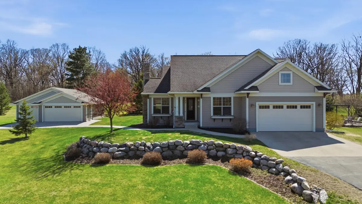 815 E Scharf Avenue, Vergas, MN 56587 - #1
