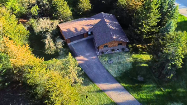 1072 Buck Ridge, Hudson, WI 54016