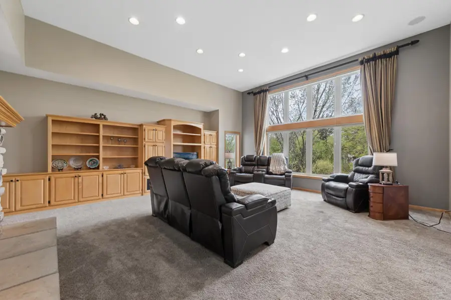 8126 Pristine Pine Trail, Eden Prairie, MN 55347 - #3