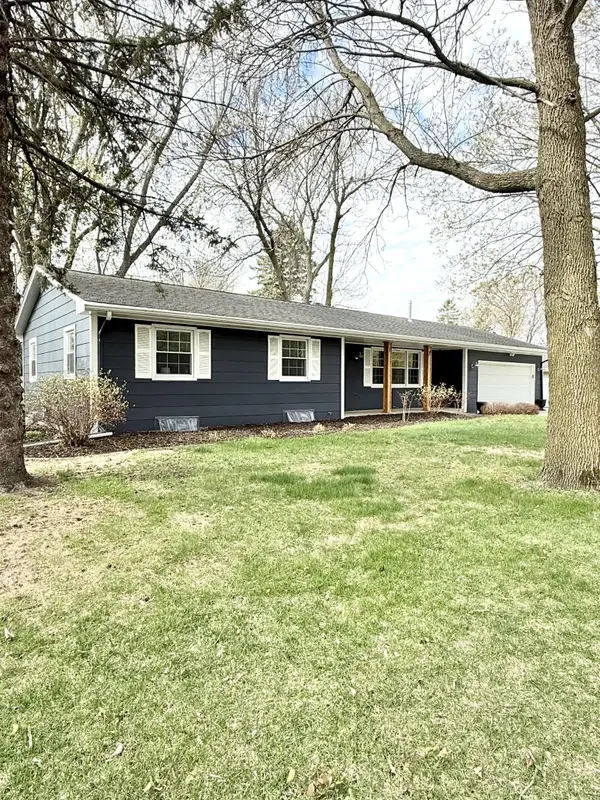 320 4th Street Ne, Mayer, MN 55360