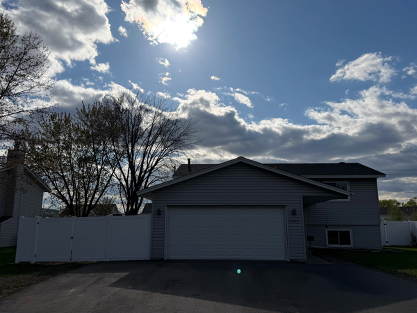 9380 Hale Avenue S, Cottage Grove, MN 55016