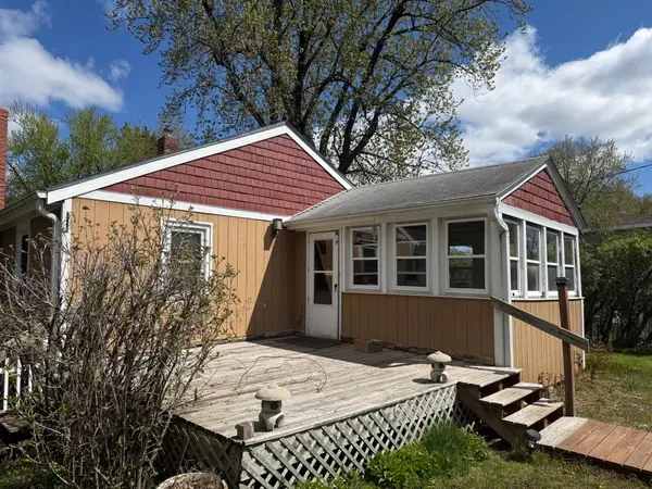 435 Walnut Lane, Shoreview, MN 55126