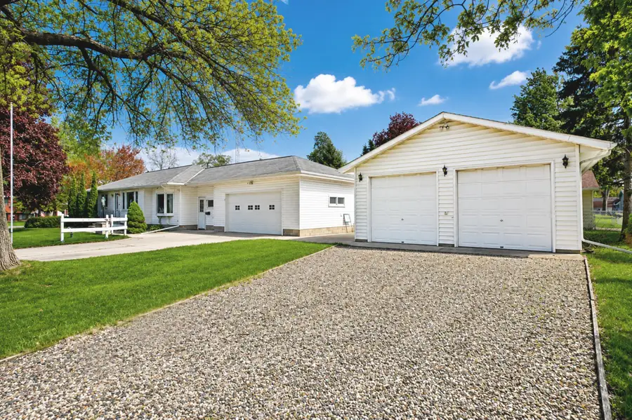 847 17th Ne, Owatonna, MN 55060 - #3