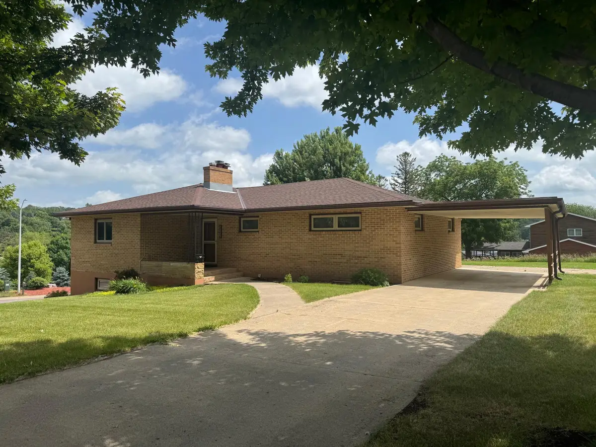 824 Brown Street, Jackson, MN 56143 - #1