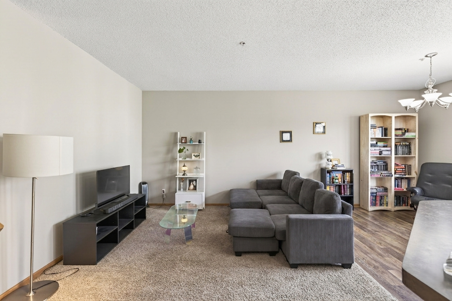 15602 Eagles Nest Way #1402, Apple Valley, MN 55124 - #3