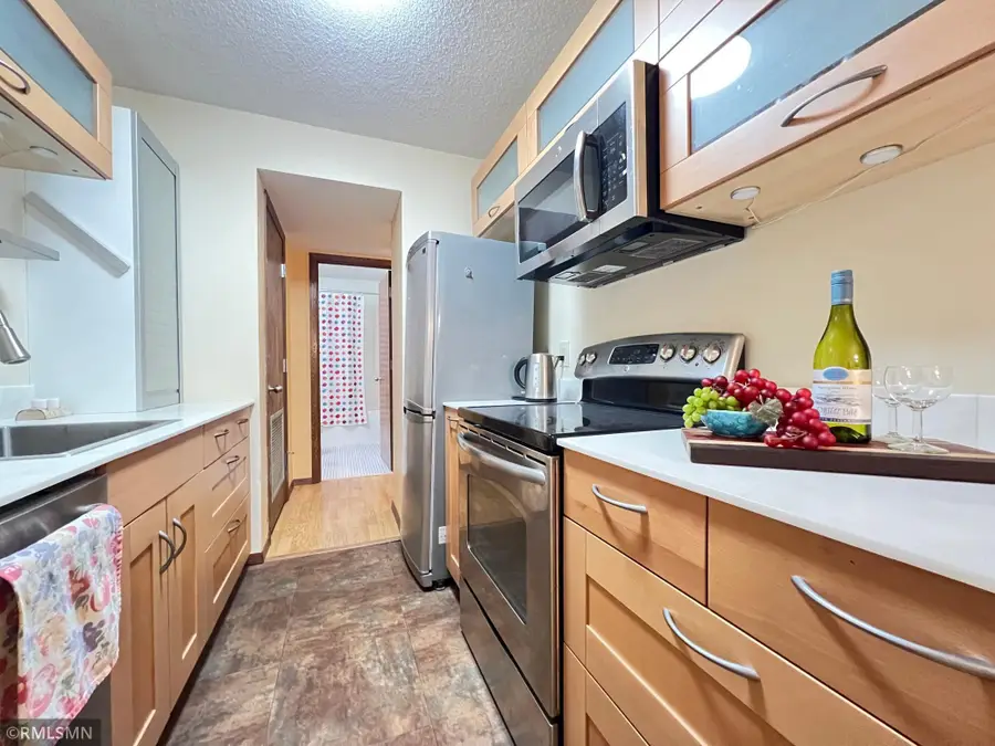 26 10th Street W #607, Saint Paul, MN 55102 - #3