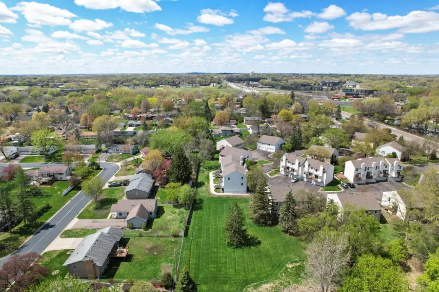 8877 42nd Avenue N, New Hope, MN 55427 - #2