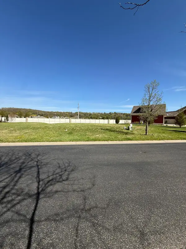 3789 Mayo Lake Road Sw, Rochester, MN 55902