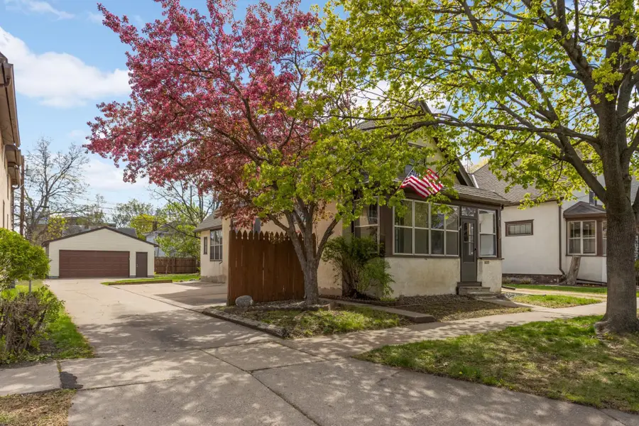 690 James Avenue, Saint Paul, MN 55102 - #2