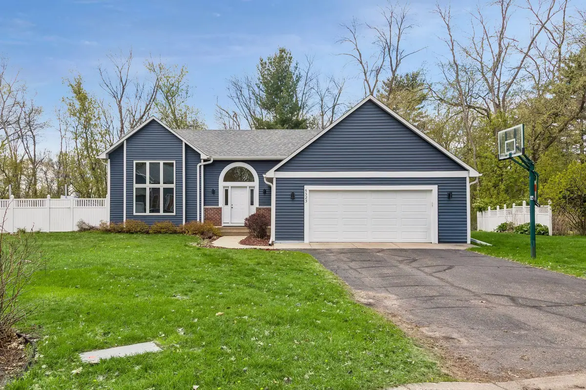 5323 Cedarwood Court, Saint Paul, MN 55110 - #1