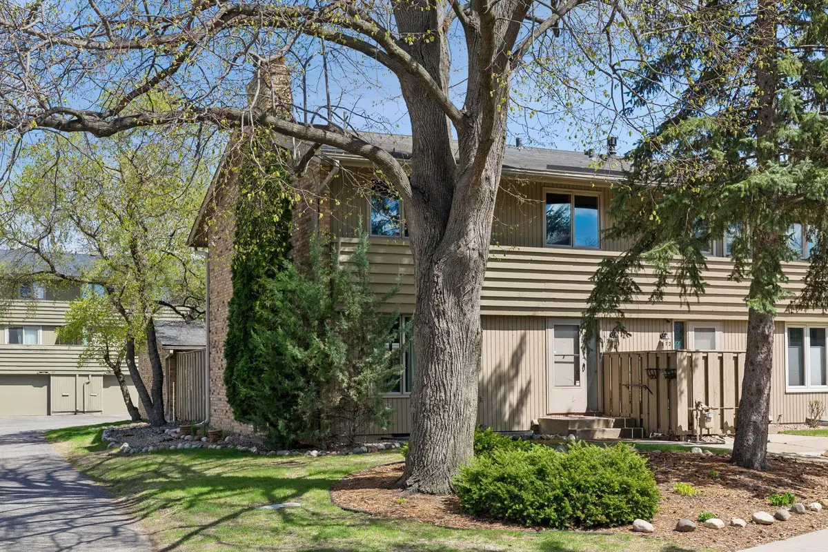 173 Windsor Lane, New Brighton, MN 55112 - #1