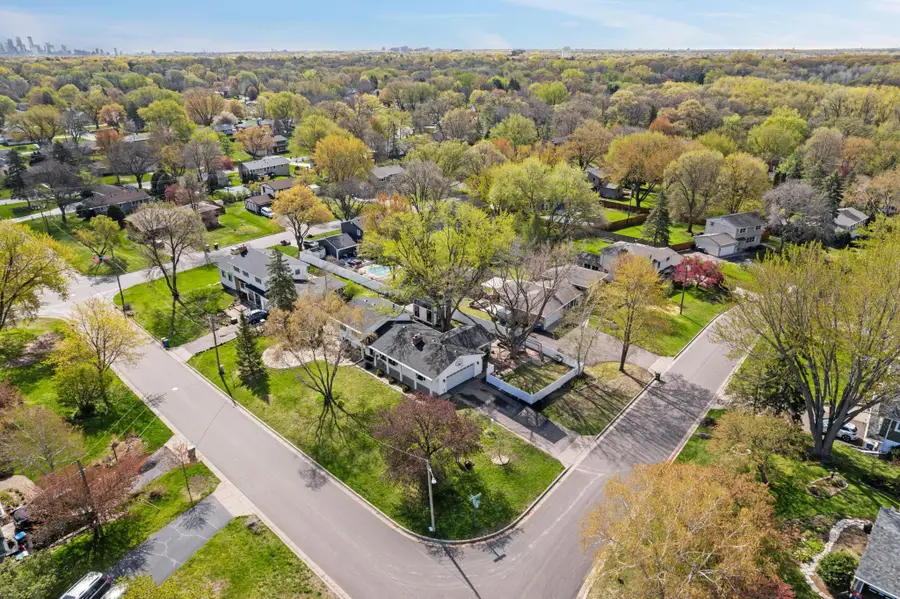 8845 23rd Avenue N, Golden Valley, MN 55427 - #3