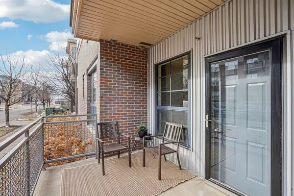 825 Berry Street #106, Saint Paul, MN 55114