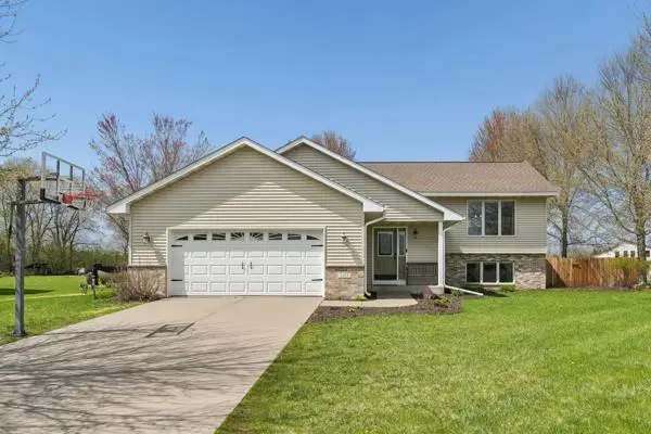 1315 Mallard Lane, New Richmond, WI 54017