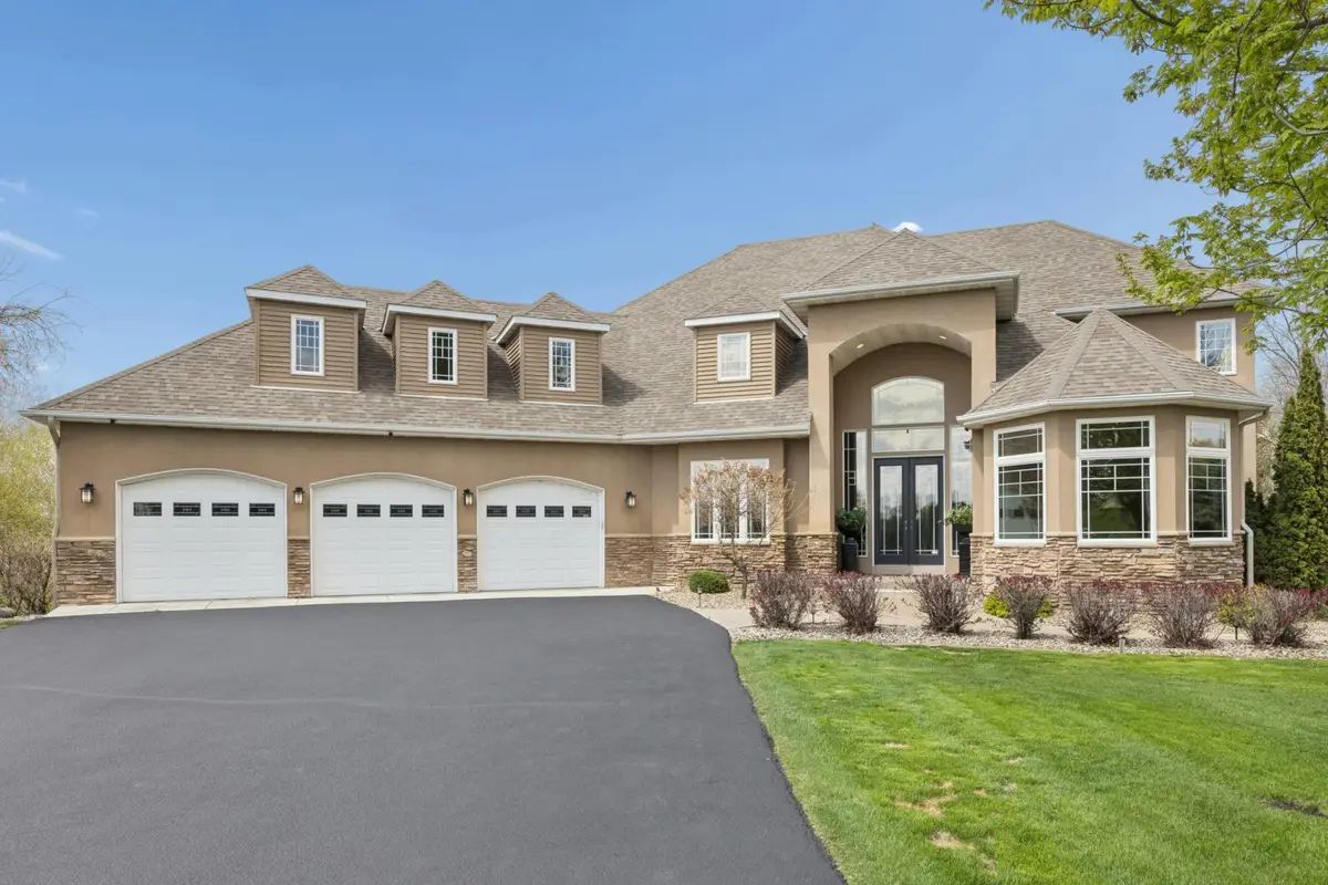 23840 Prairie Court, Belle Plaine, MN 56011 - #1