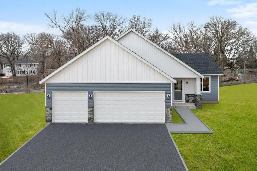13 Kodiak Court, North Mankato, MN 56003 - #2