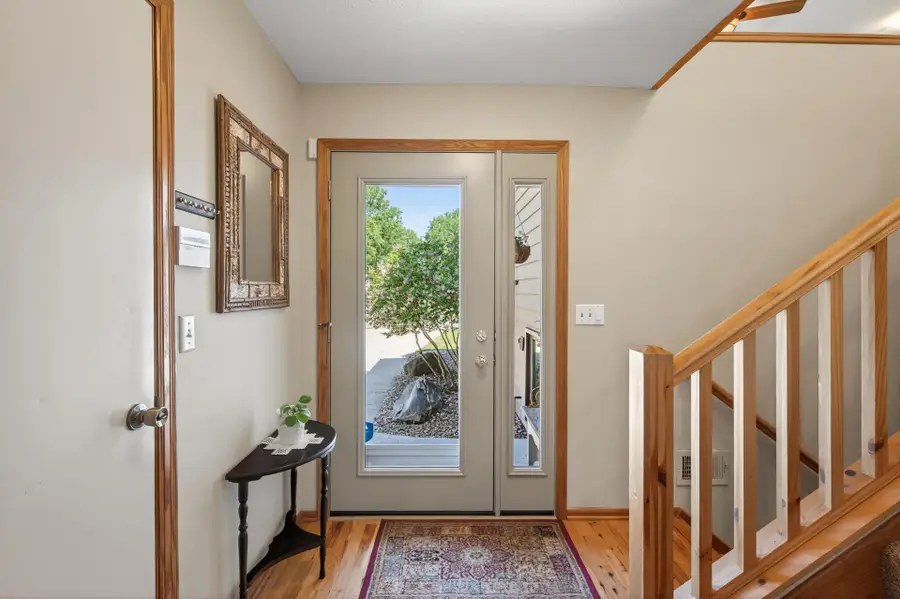 3286 York Alcove, Woodbury, MN 55125 - #3