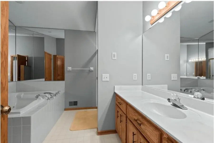 12929 Garrett Avenue, Apple Valley, MN 55124 - #2