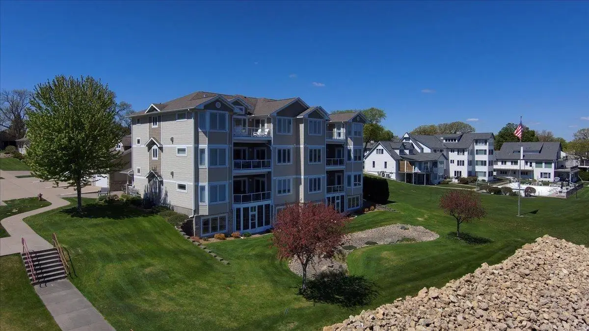 200 E Michigan Street #1, Lake City, MN 55041 - #1