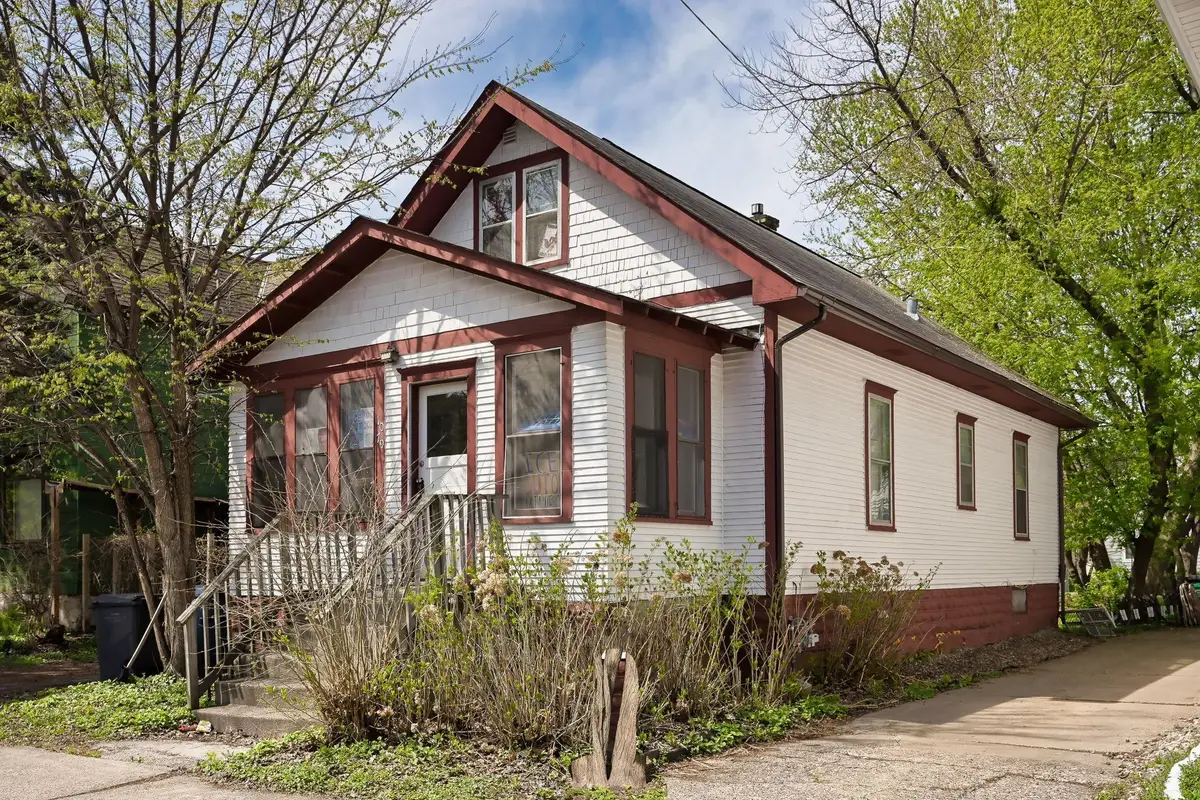 1079 15th Avenue Se, Minneapolis, MN 55414 - #1