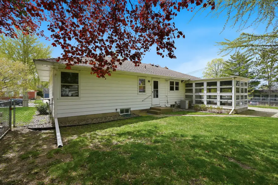 1633 Rome Avenue, Saint Paul, MN 55116 - #3