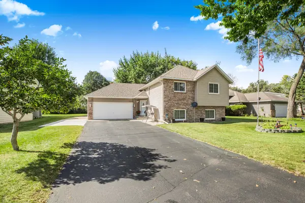1405 36th Avenue N, Saint Cloud, MN 56303