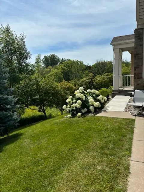 1805 Freedom Lane, Chanhassen, MN 55317