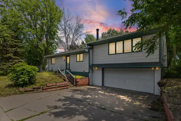 806 Parkway Drive, Saint Paul, MN 55106