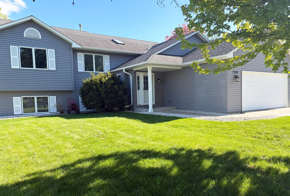 7910 166th Street W, Lakeville, MN 55044 - #1