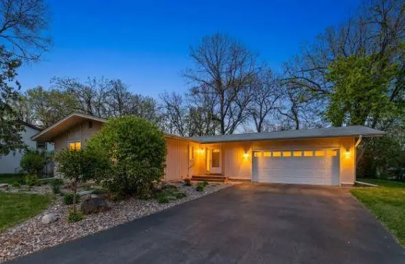 2119 Violet Lane, New Brighton, MN 55112
