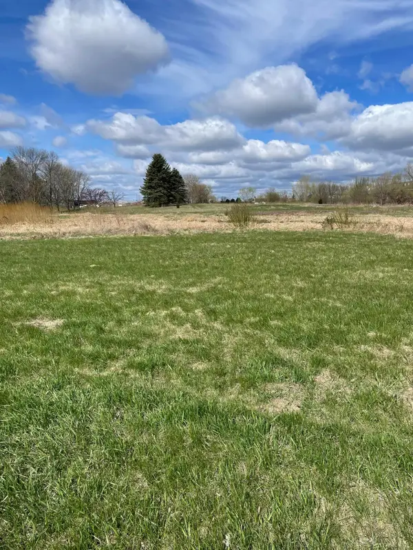 2309 S Broadway Street, Alexandria, MN 56308