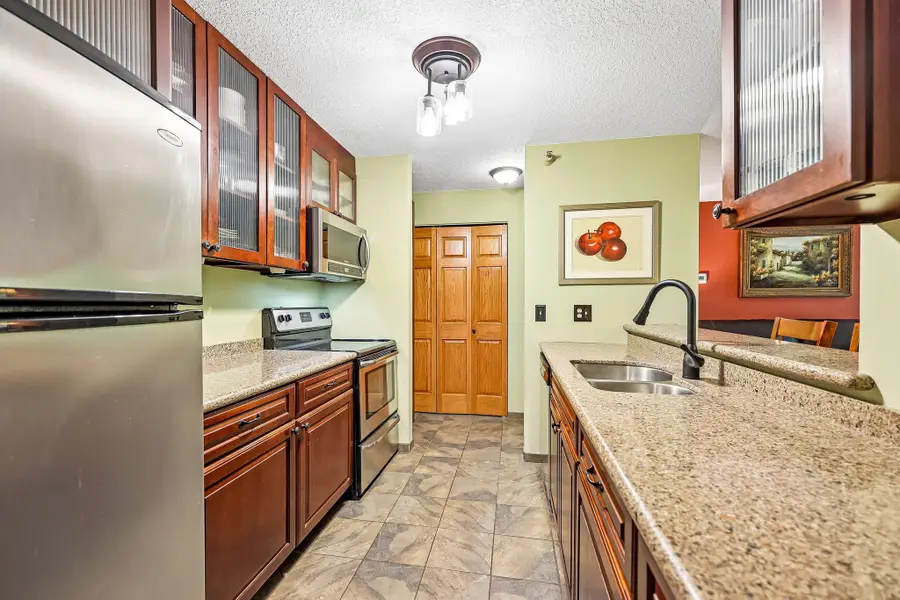 6030 Chasewood Parkway #201, Minnetonka, MN 55343 - #3