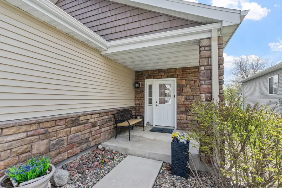 555 Tiffany Lane, Waconia, MN 55387 - #3