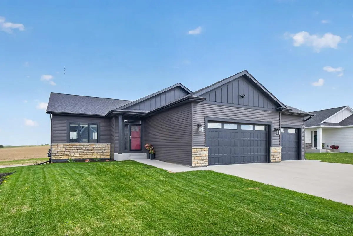 1737 Brandt Drive Ne, Byron, MN 55920 - #1