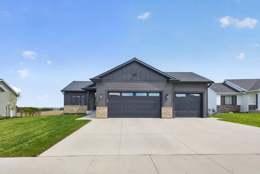 1737 Brandt Drive Ne, Byron, MN 55920 - #2