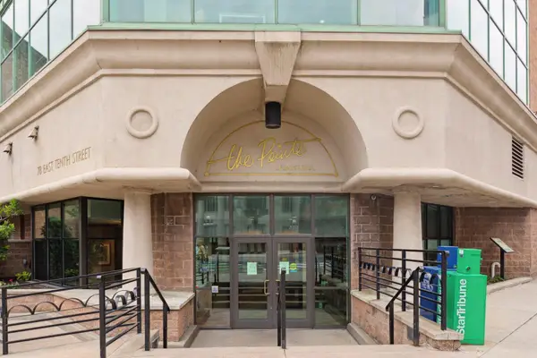 78 10th Street E #1010, Saint Paul, MN 55101