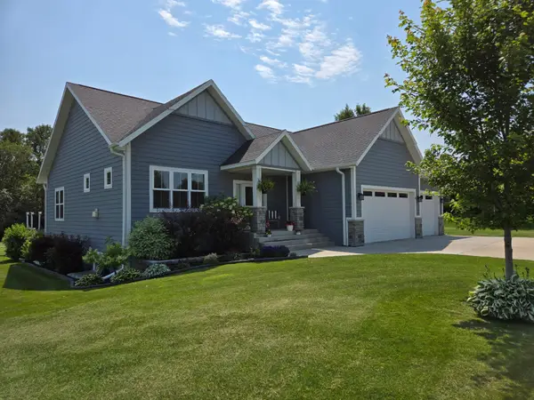 1837 Spruce Grove Trail, Detroit Lakes, MN 56501
