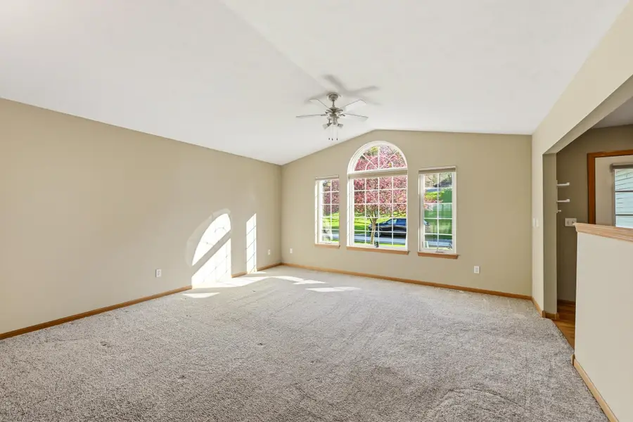 4414 Meadow Lakes Drive Nw, Rochester, MN 55901 - #3