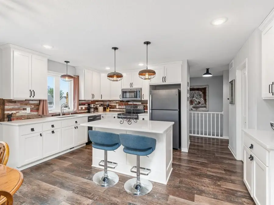 344 2nd Street Nw, Mayer, MN 55360 - #3