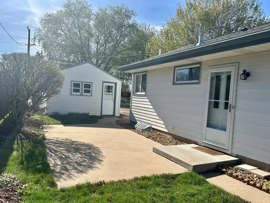 306 Madison Avenue S, Edina, MN 55343 - #2